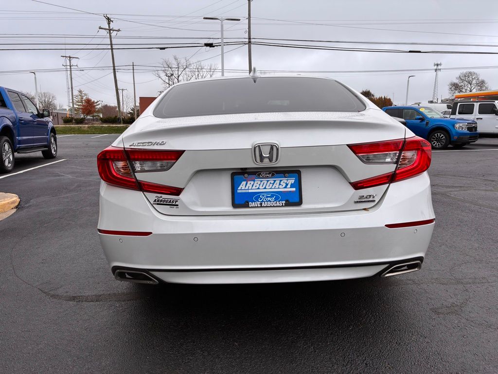 2020 Honda Accord Touring 2.0T photo 4