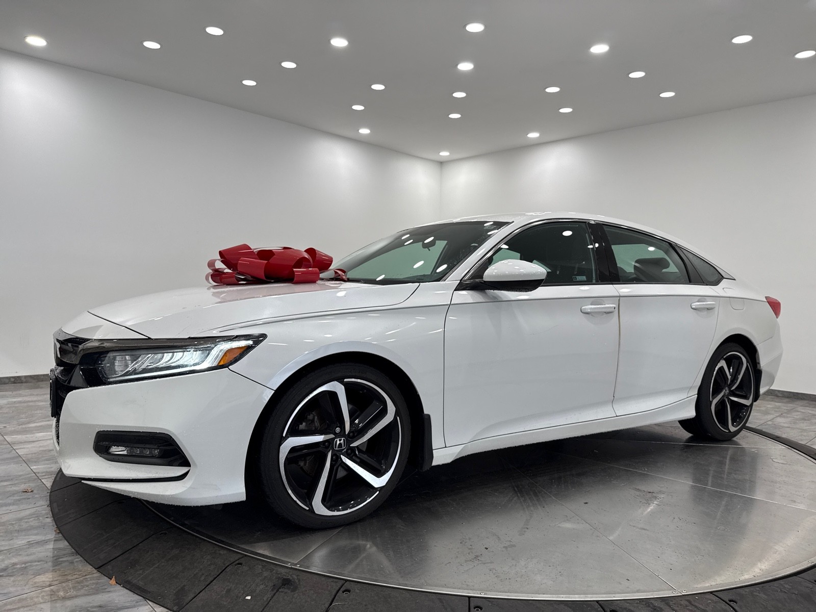 2019 Honda Accord Sport 1.5T photo 3