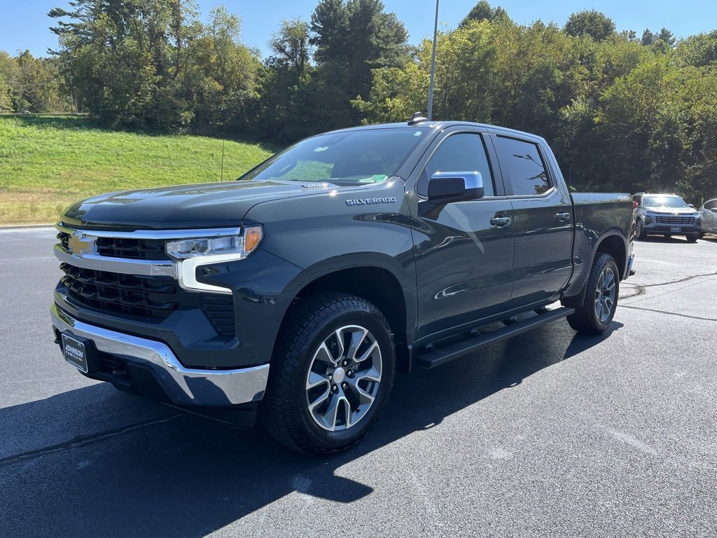 2025 Chevrolet Silverado 1500 LT photo 25