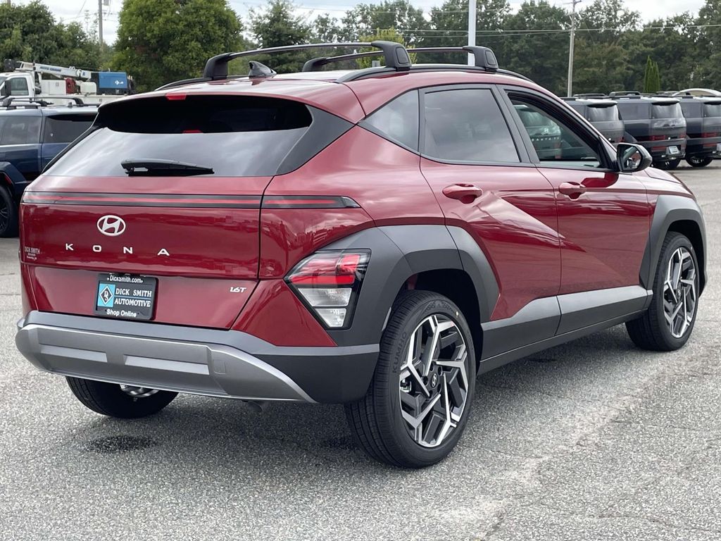 2026 Hyundai Kona SEL photo 2