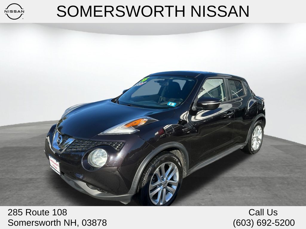 2016 Nissan Juke SV's photo