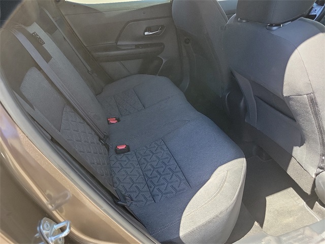 2025 Nissan Kicks SV photo 15