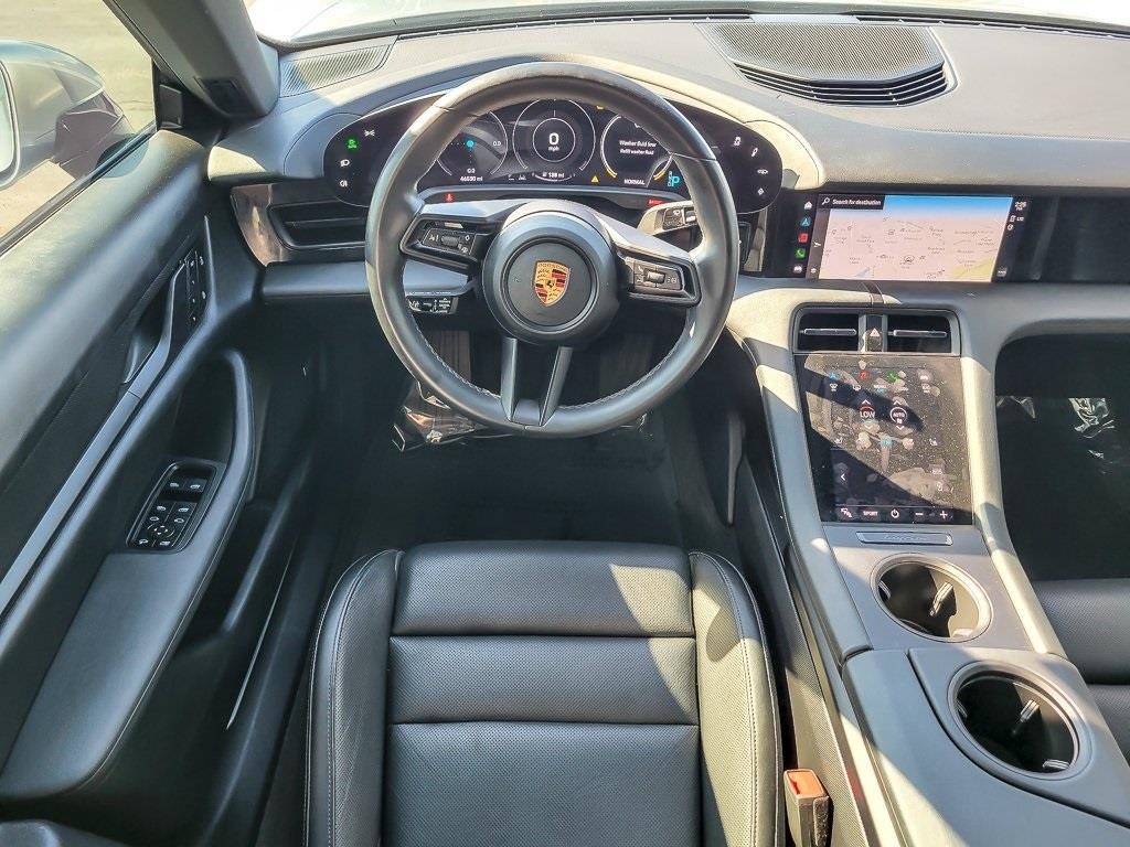 2022 PORSCHE TAYCAN - Image 11