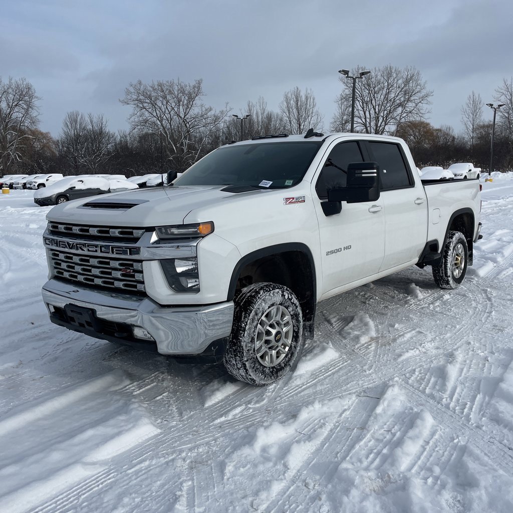 2022 Chevrolet Silverado 2500HD LT's photo