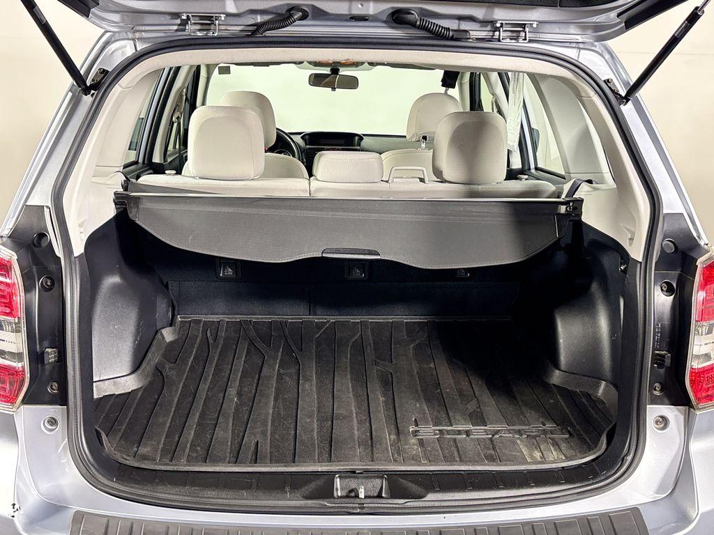 2014 Subaru Forester 2.5i photo 20
