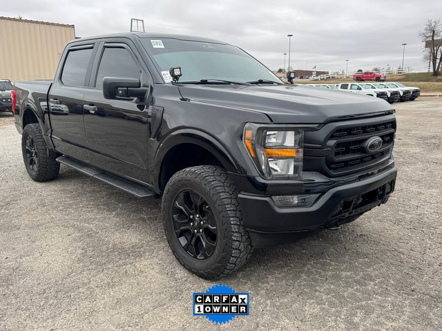 2023 Ford F-150 XL's photo