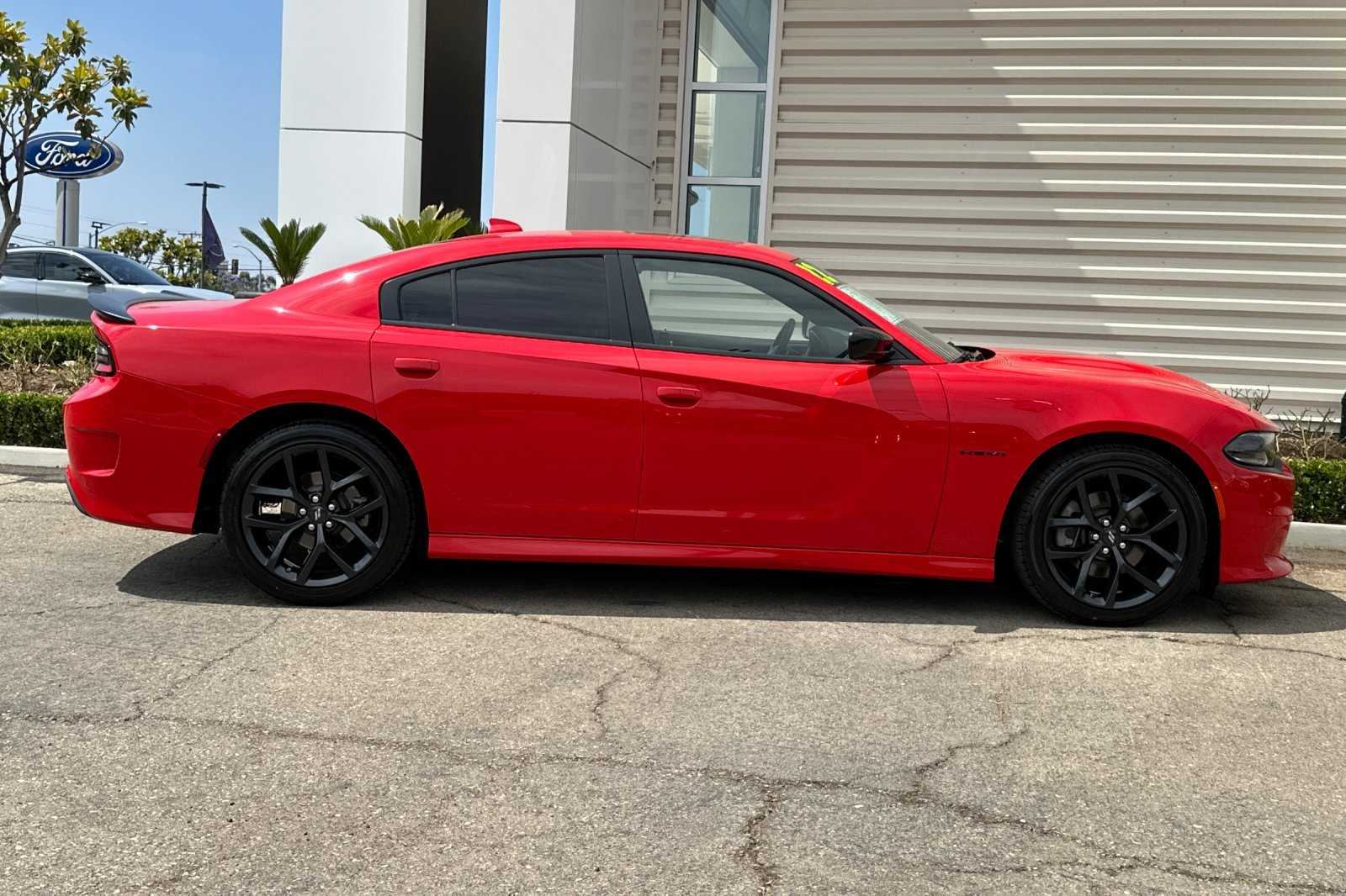 2022 Dodge Charger R/T photo 2