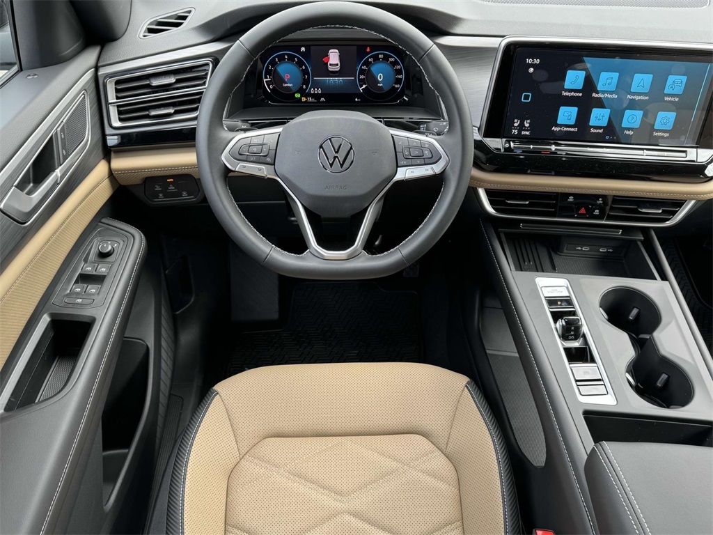 2025 Volkswagen Atlas Cross Sport SE photo 2