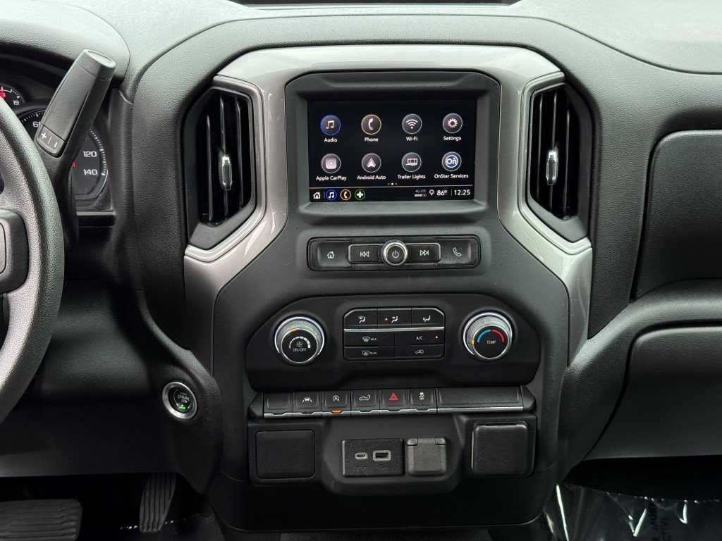 2022 Chevrolet Silverado 1500 Custom photo 8