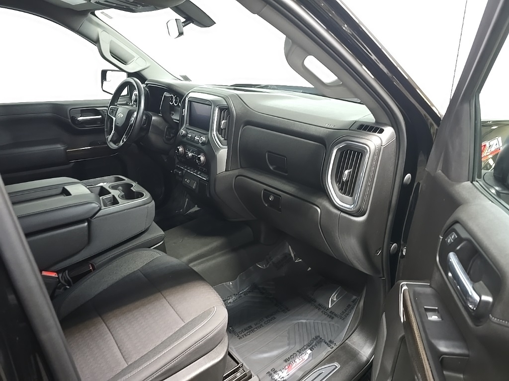 2020 Chevrolet Silverado 1500 LT photo 14
