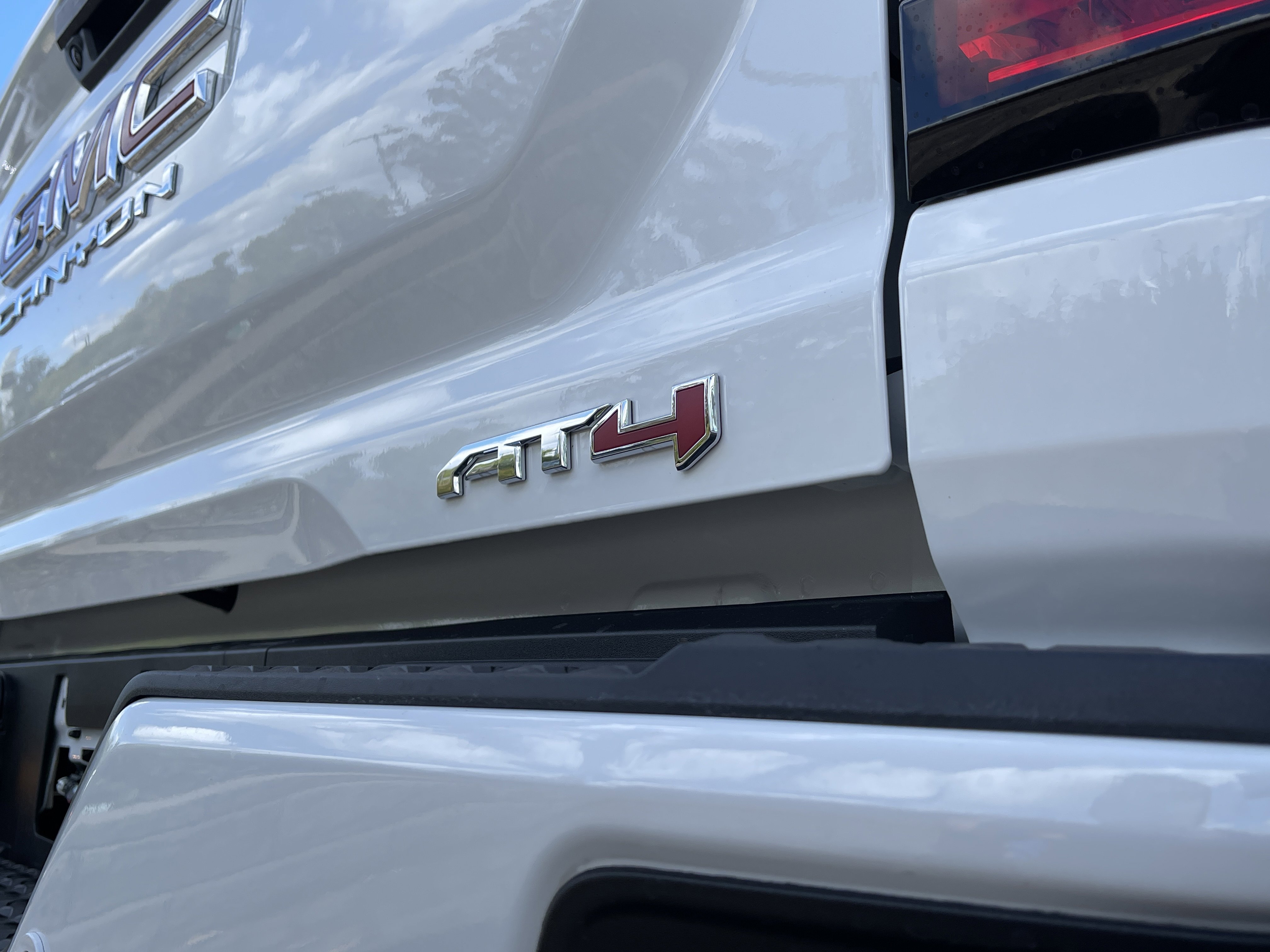 2025 Gmc Canyon AT4 photo 2