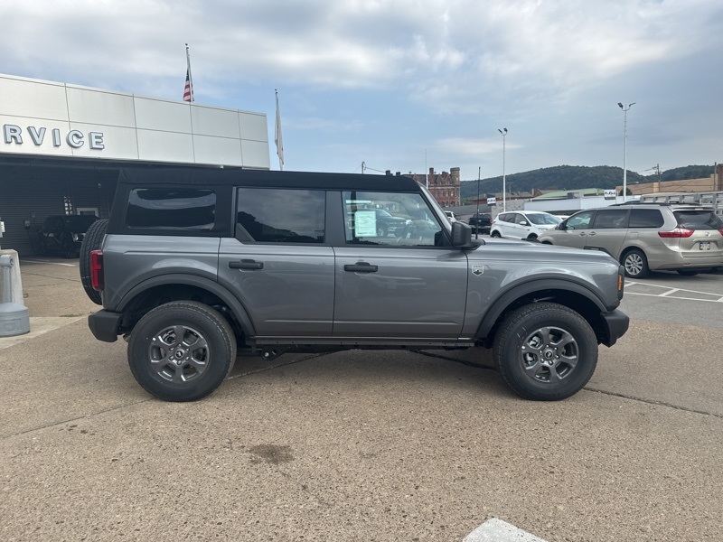 2025 Ford Bronco Big Bend photo 8