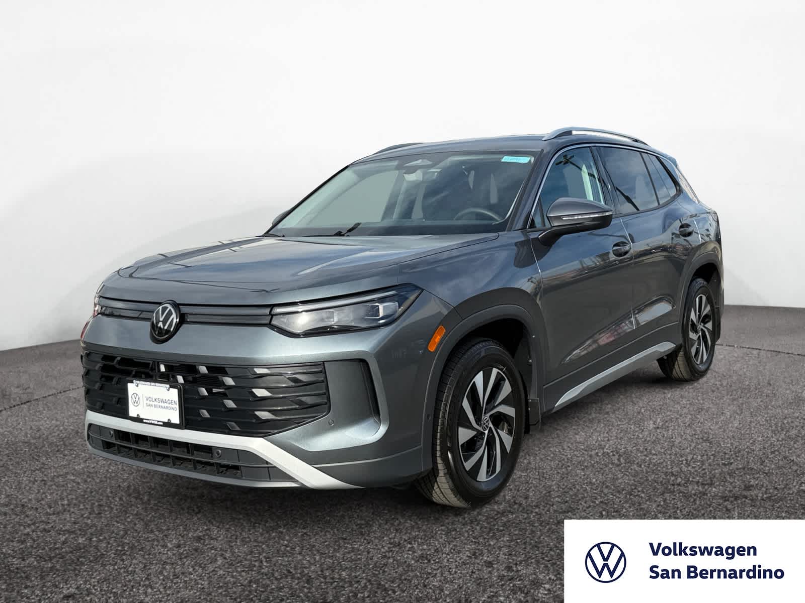 2026 Volkswagen Tiguan S's photo