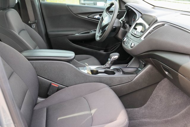 Used 2023 Sterling Gray Metallic Chevrolet LT image 15