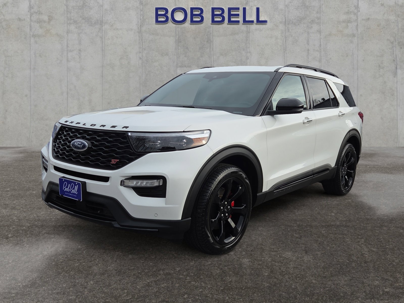 2023 Ford Explorer ST's photo
