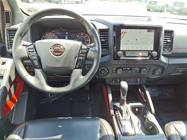 2023 Nissan Frontier PRO-4X photo 10
