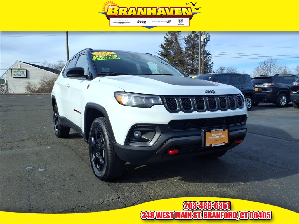 2024 Jeep Compass Trailhawk's photo