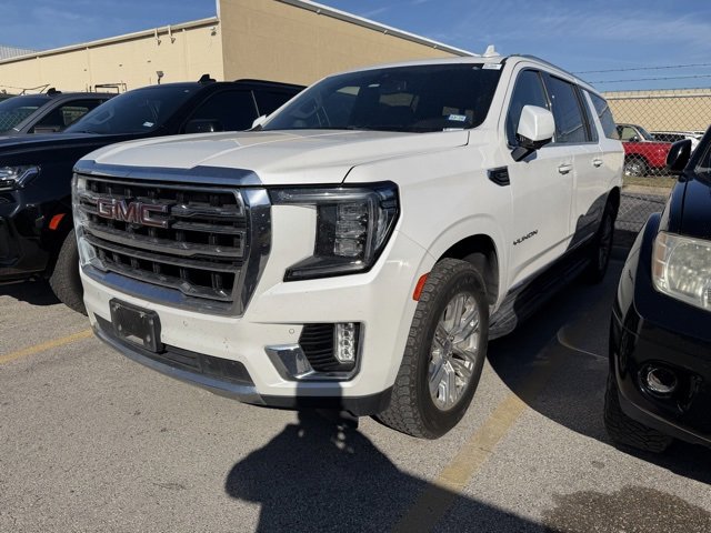 2022 GMC Yukon XL SLT's photo
