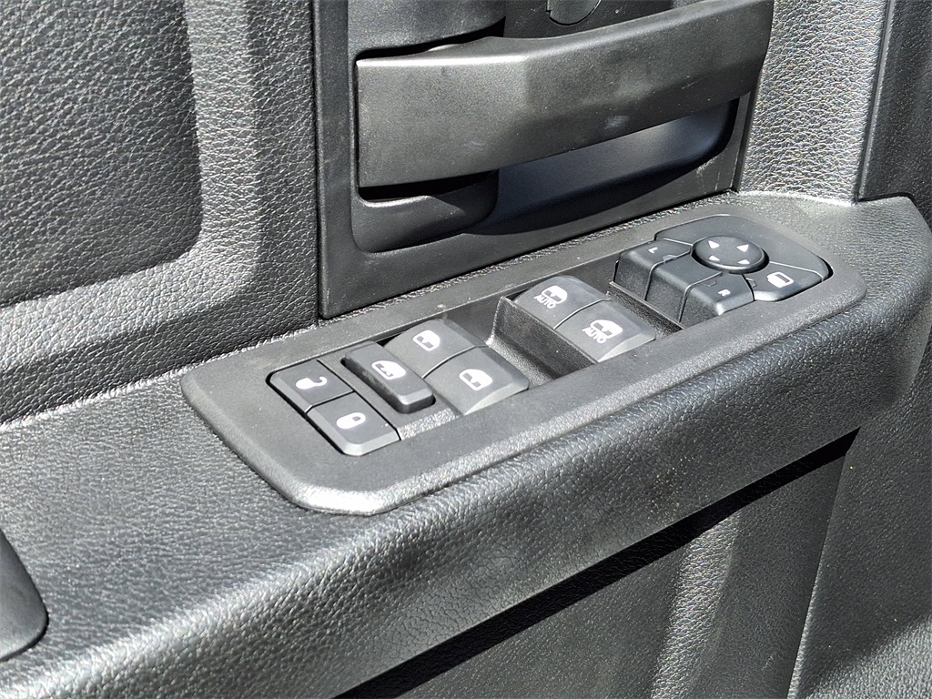 2025 Ram 4500 Tradesman photo 15