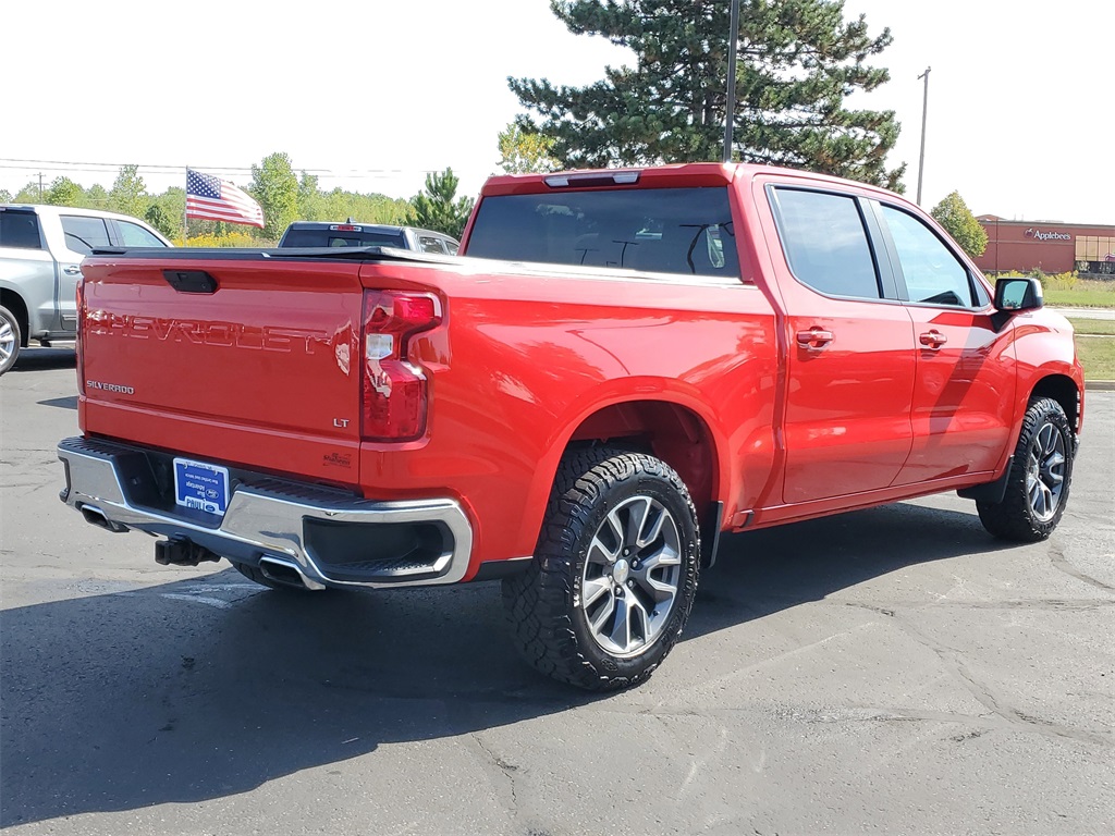 2021 Chevrolet Silverado 1500 LT photo 4