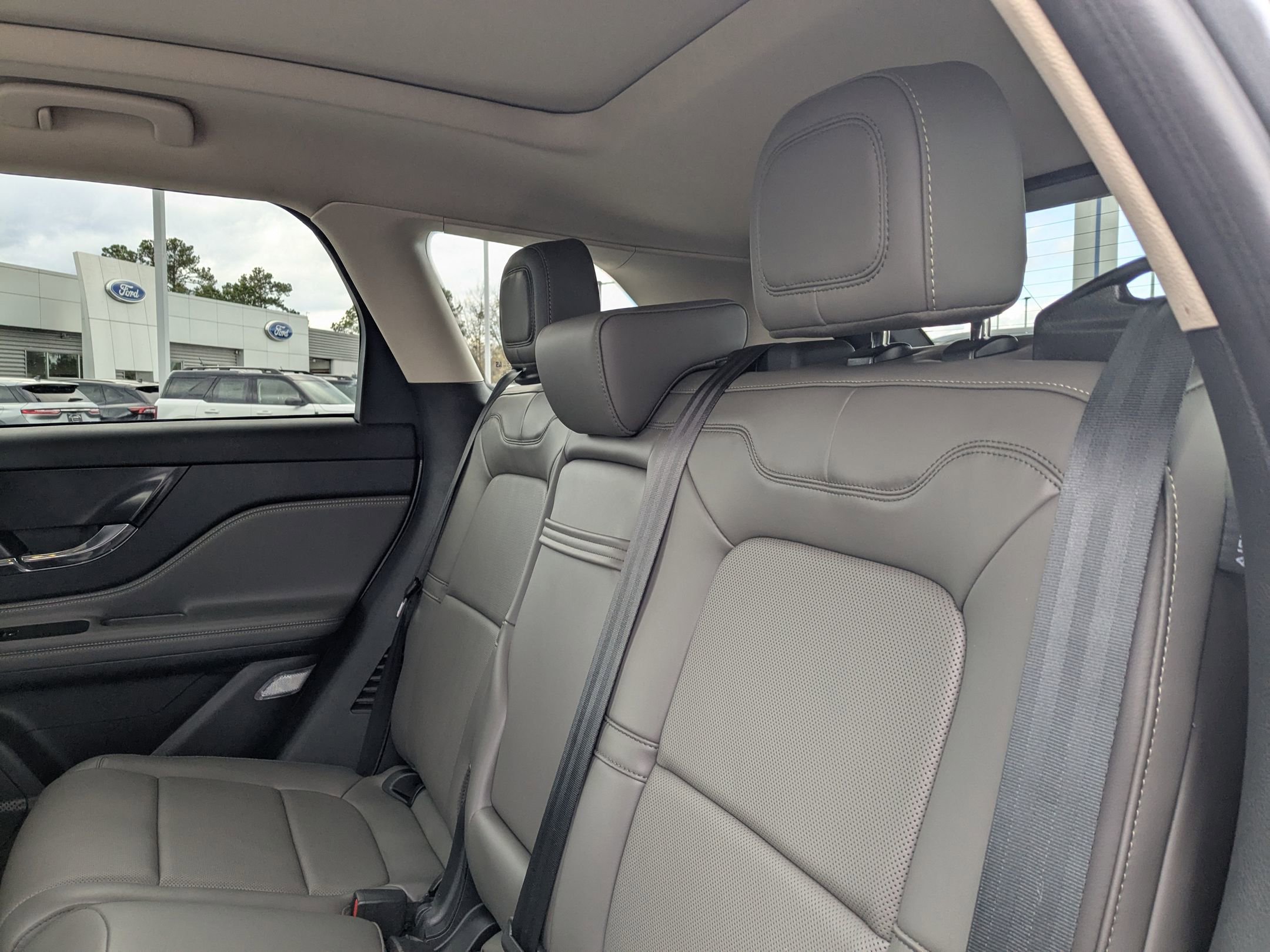 2024 Lincoln Corsair Grand Touring photo 25