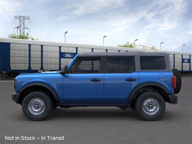 2025 Ford Bronco Base photo 3