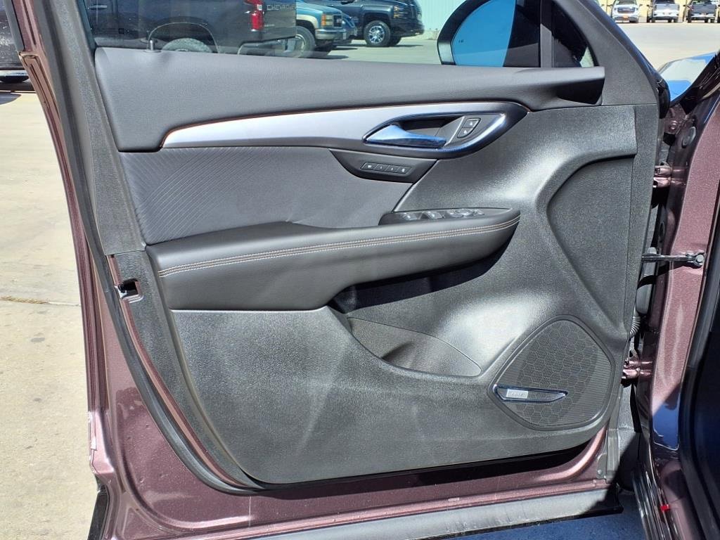 New 2025 Smokey Amethyst Metallic Buick Sport Touring image 14