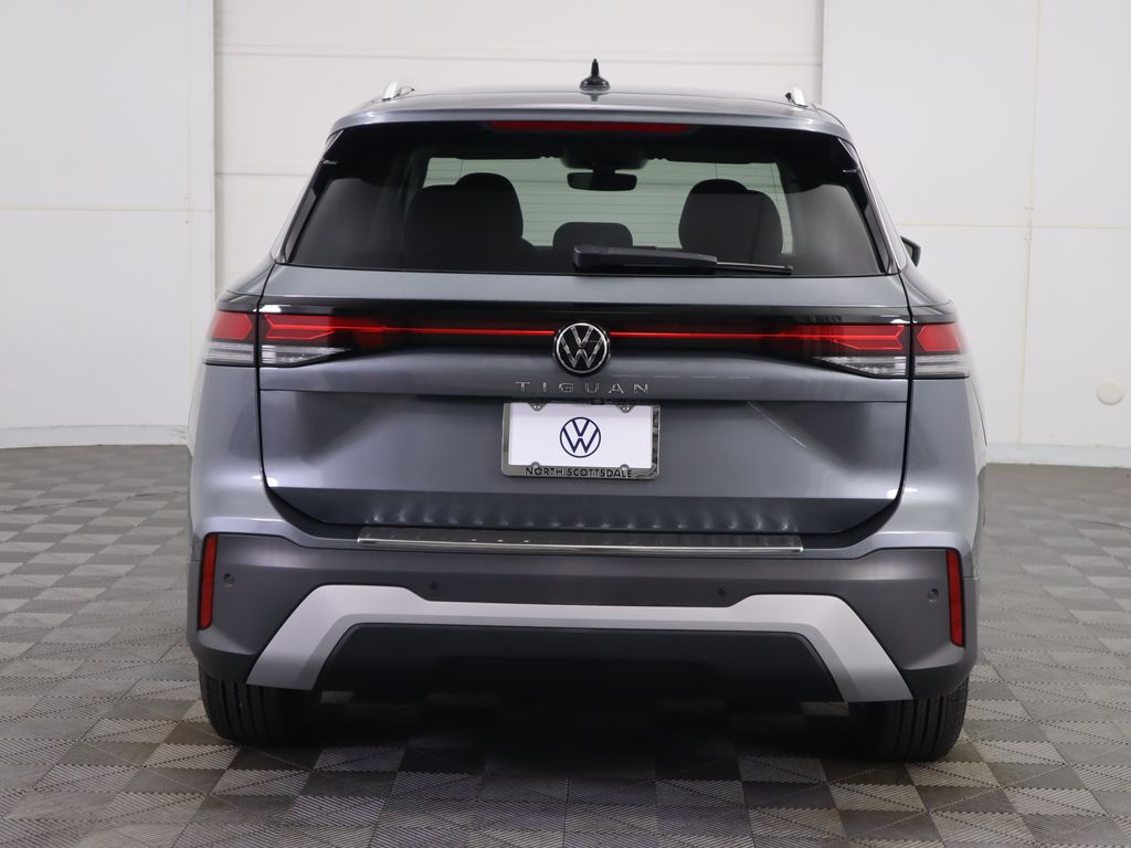 2026 Volkswagen Tiguan S photo 4