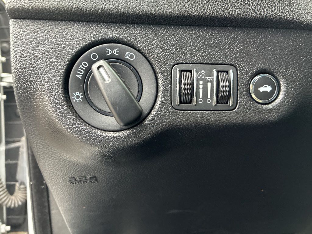 2023 Dodge Charger SXT photo 12