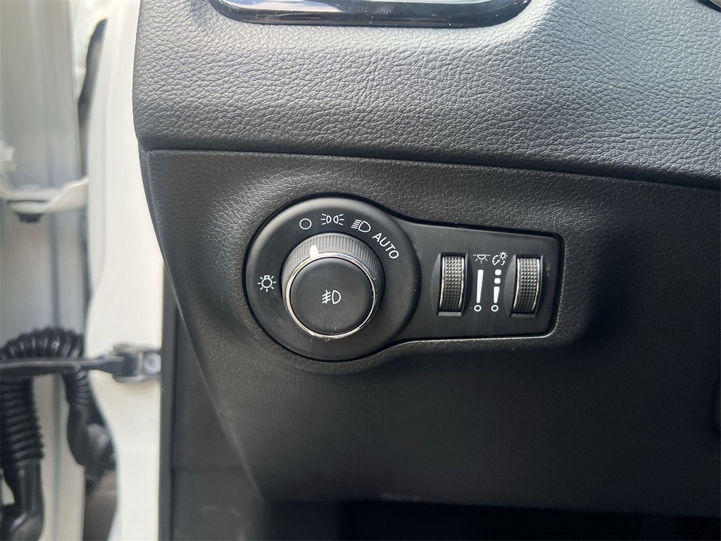 2021 Jeep Compass Altitude photo 15