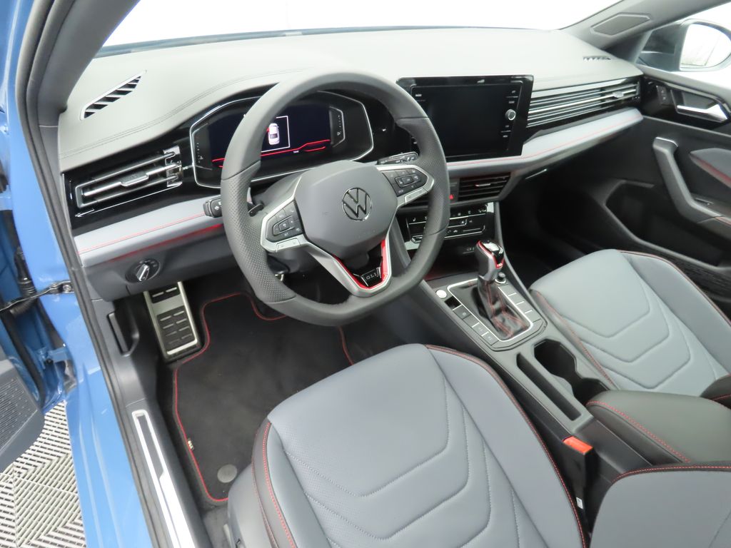 2026 Volkswagen Jetta GLI 2.0T Autobahn photo 9