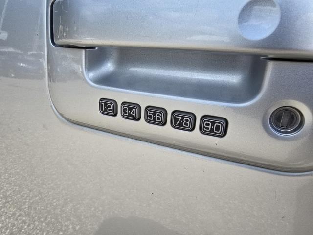 2014 Ford F-150 FX4 photo 28