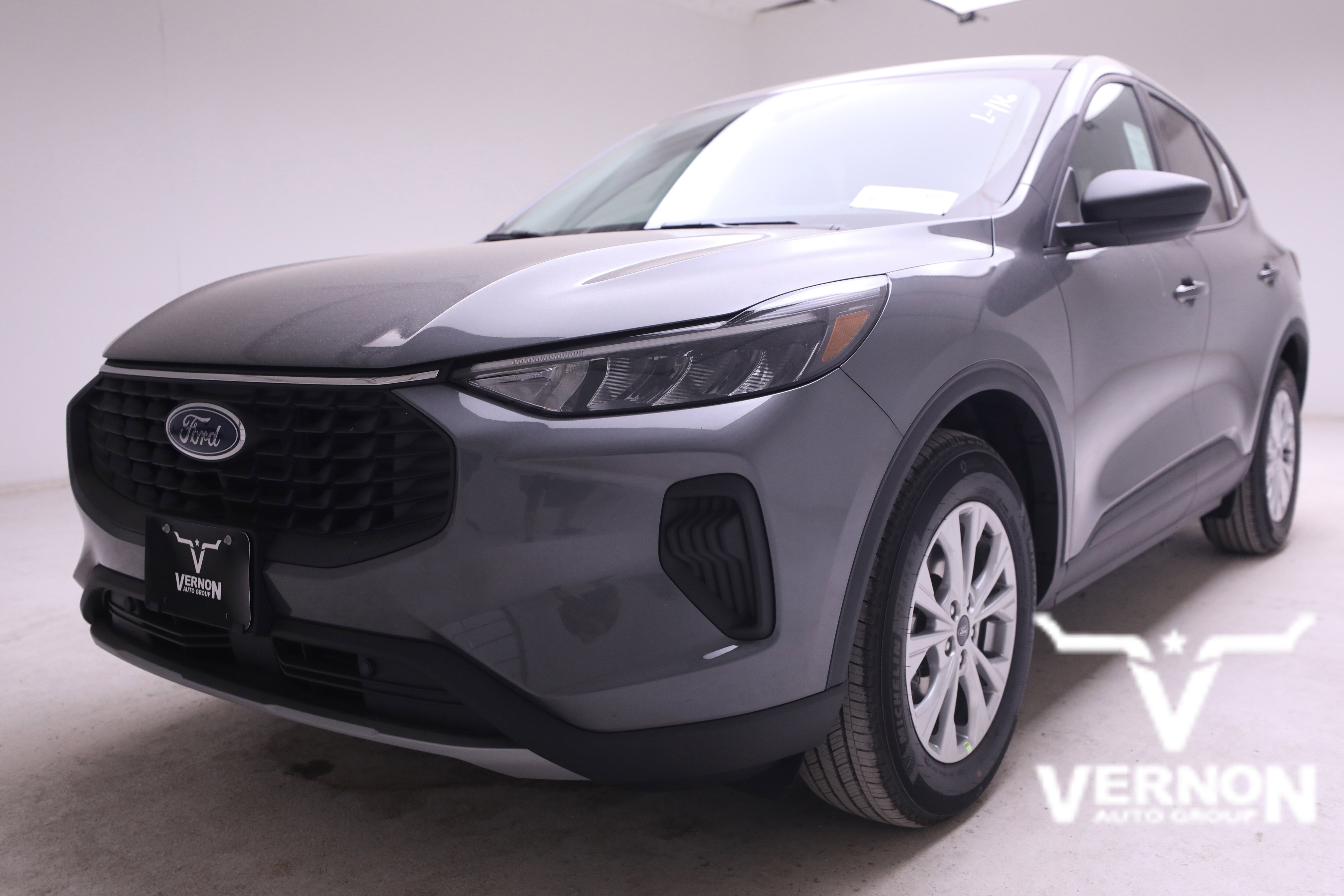 2025 Ford Escape Active's photo