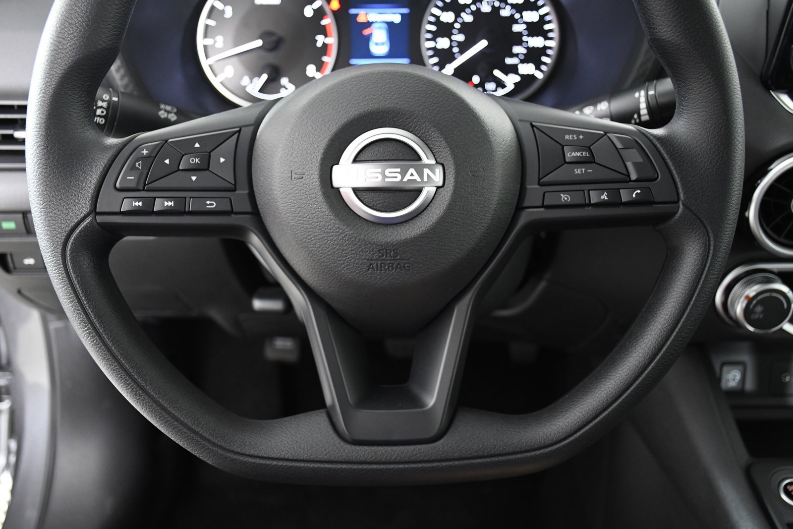 2025 Nissan Sentra S photo 9
