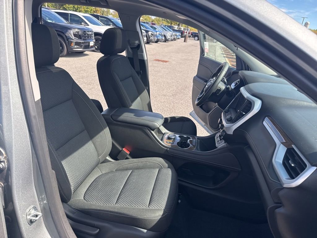 2023 Gmc Acadia SLE photo 11