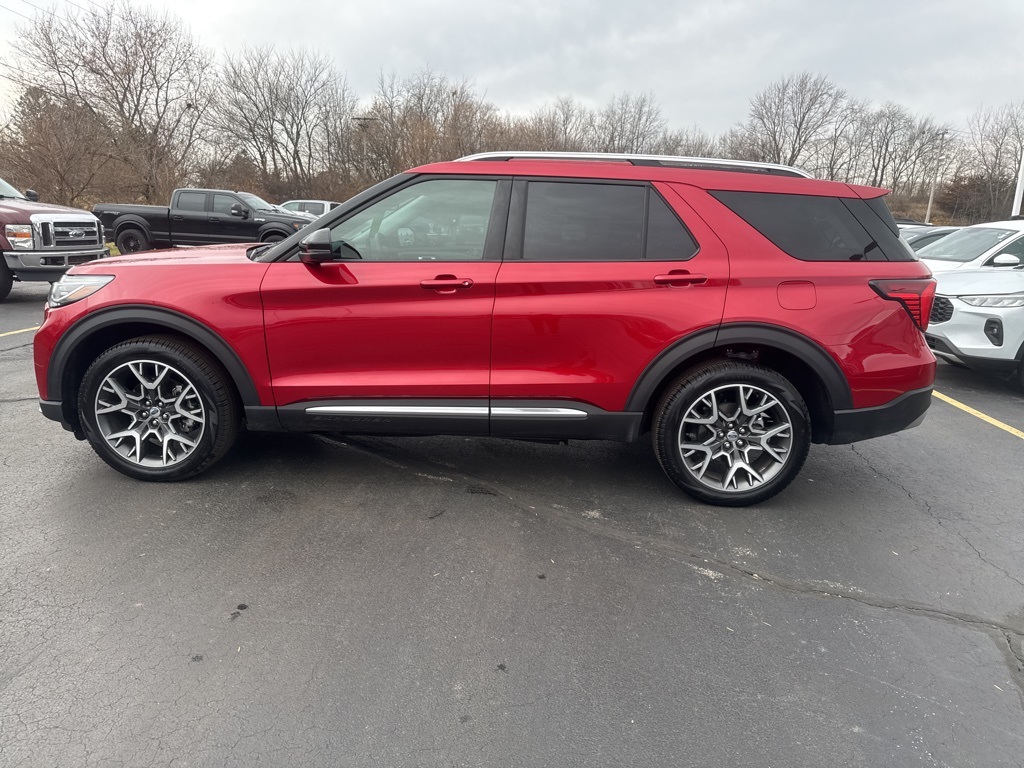 2025 Ford Explorer Platinum photo 3