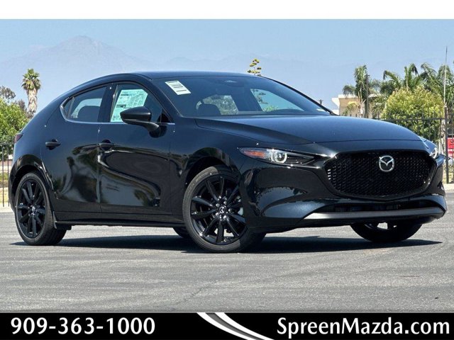 2025 Mazda Mazda3 Premium's photo