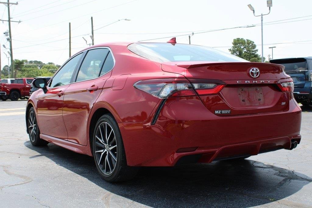 2023 Toyota Camry SE photo 4