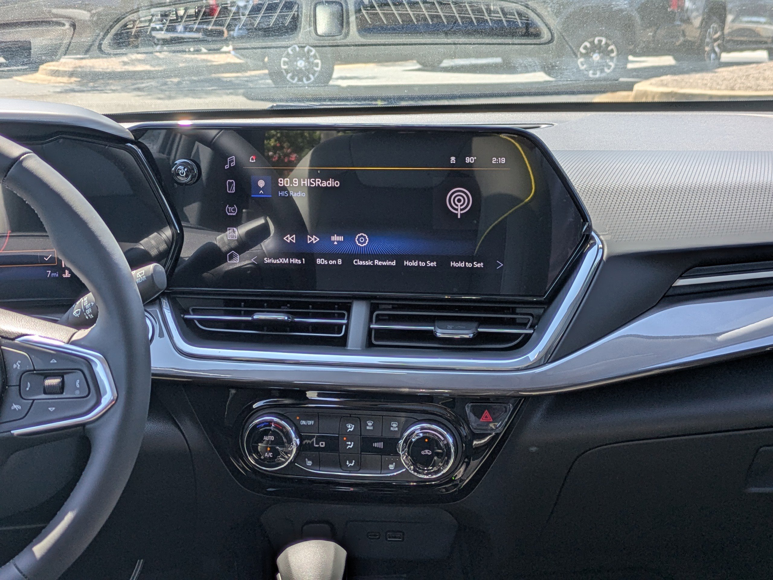 2025 Chevrolet Trax ACTIV photo 18