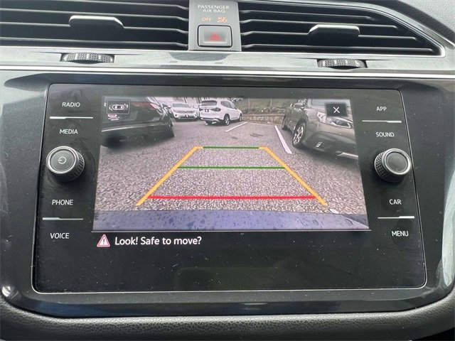 2022 Volkswagen Tiguan SE photo 16