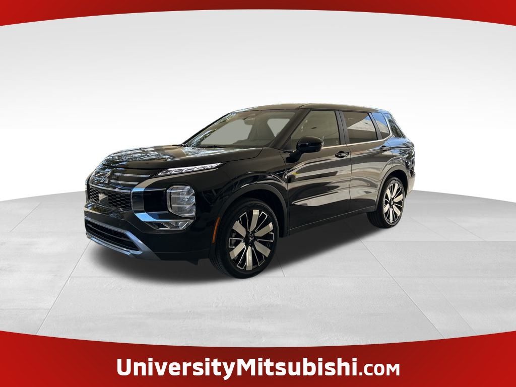 2025 Mitsubishi Outlander SE photo 2