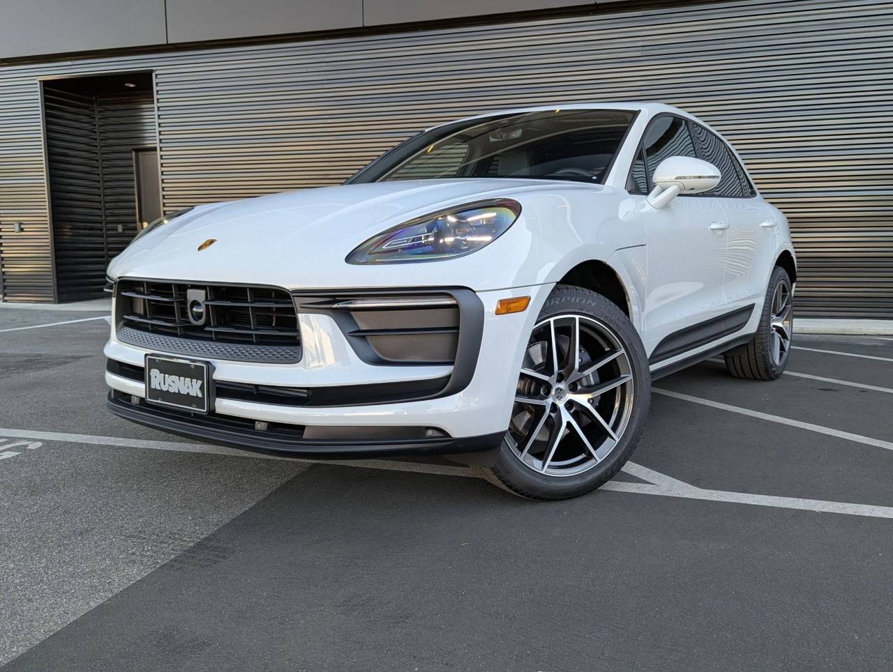 2025 Porsche Macan S's photo