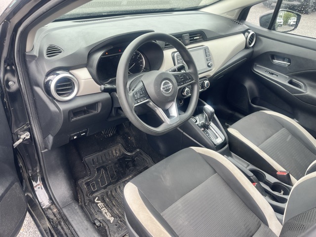2021 Nissan Versa 1.6 SV photo 11