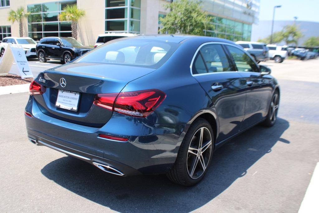 2022 Mercedes Benz A 220 photo 4