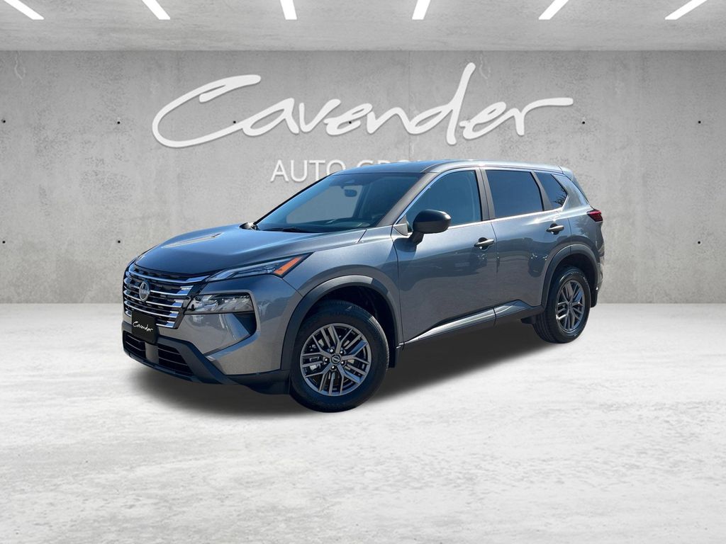 2026 Nissan Rogue S's photo