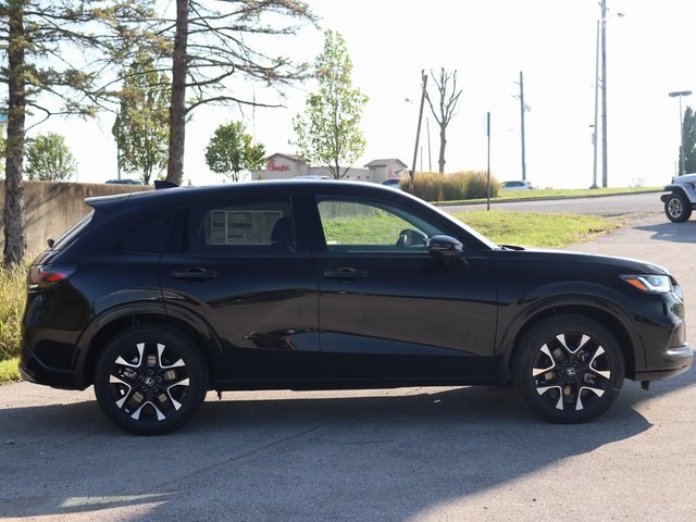 2026 Honda HR-V EX-L photo 2