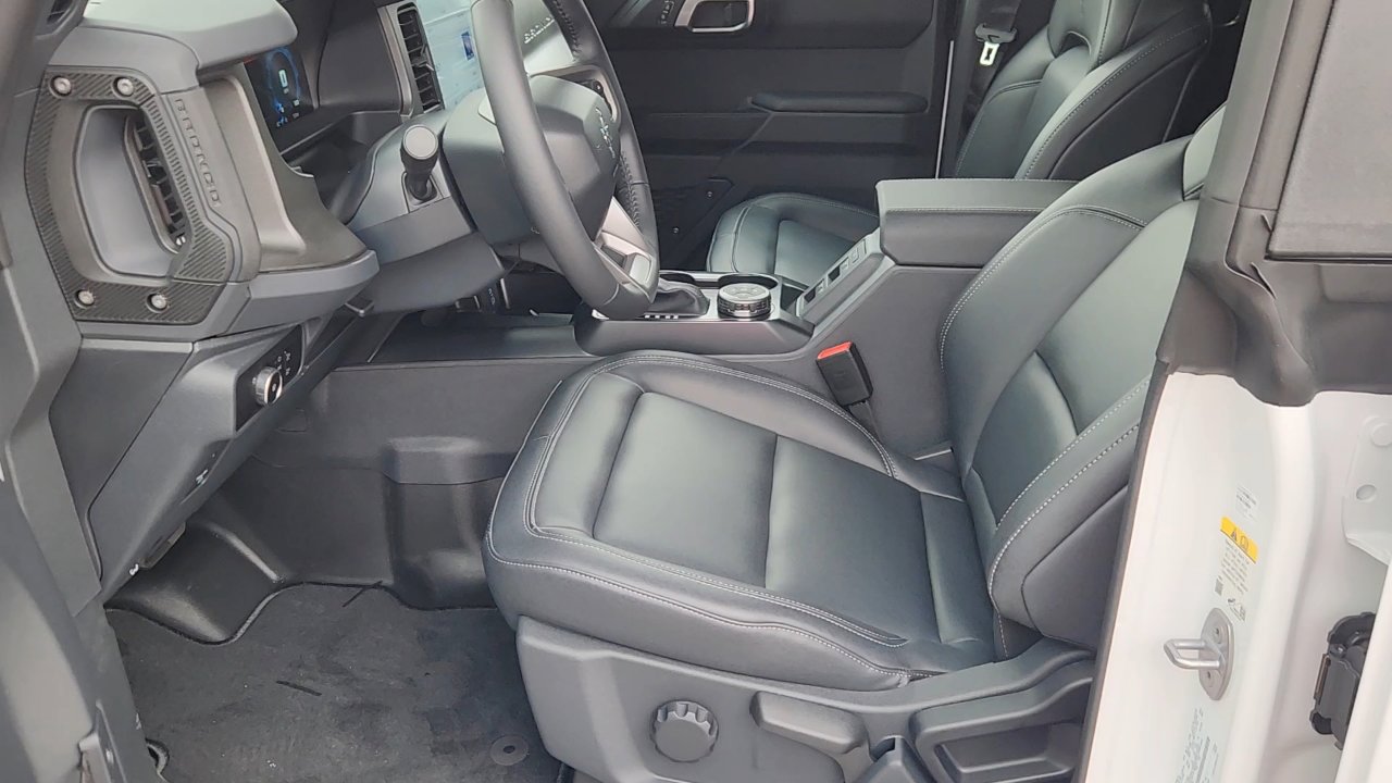2025 Ford Bronco Big Bend photo 16