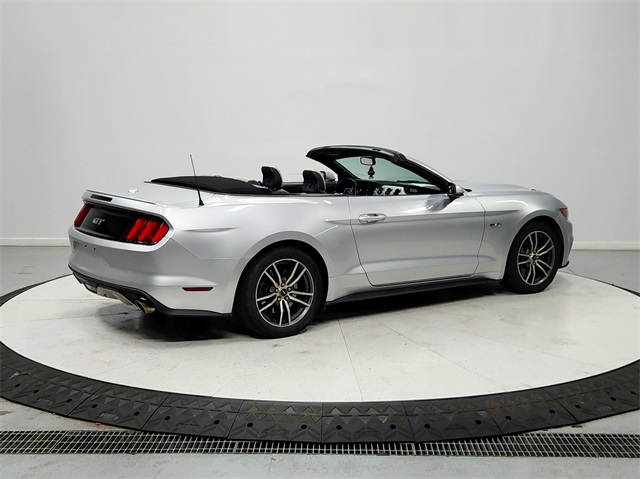 2017 Ford Mustang GT Premium photo 7
