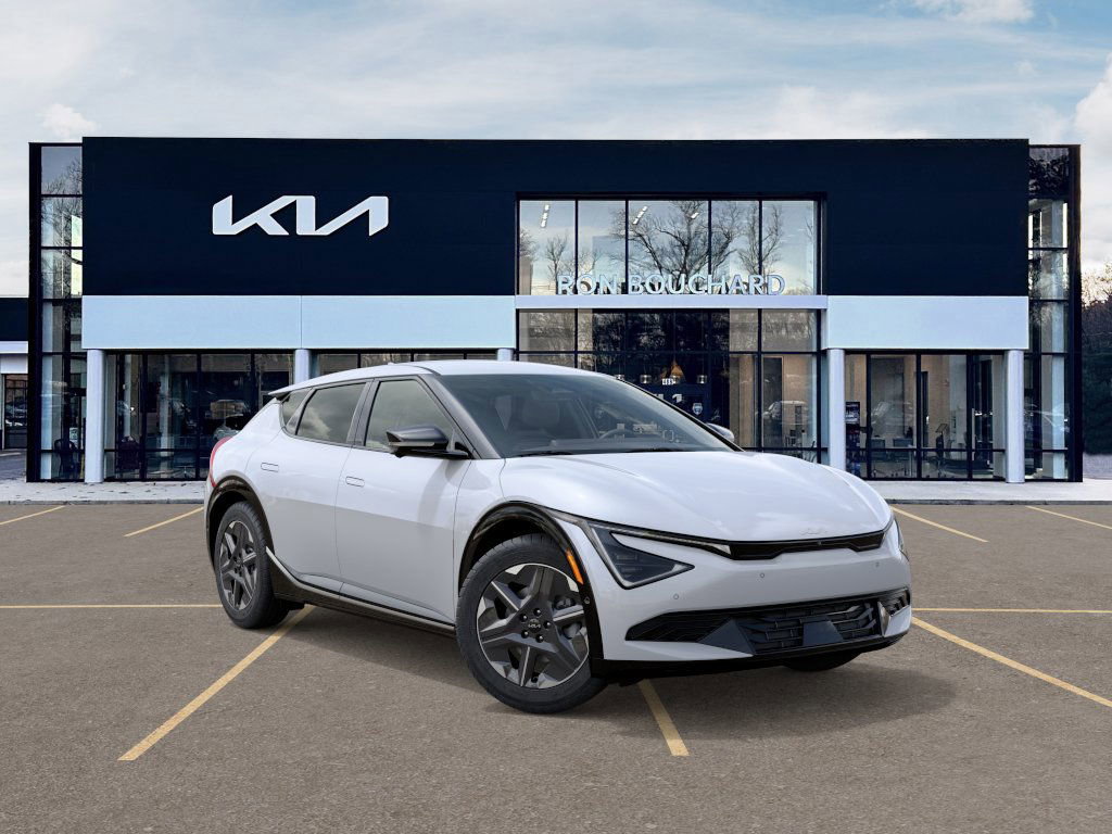 2025 Kia EV6 Light photo 8