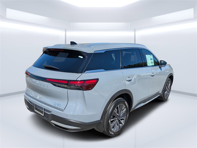 2026 Infiniti QX60 Luxe photo 3